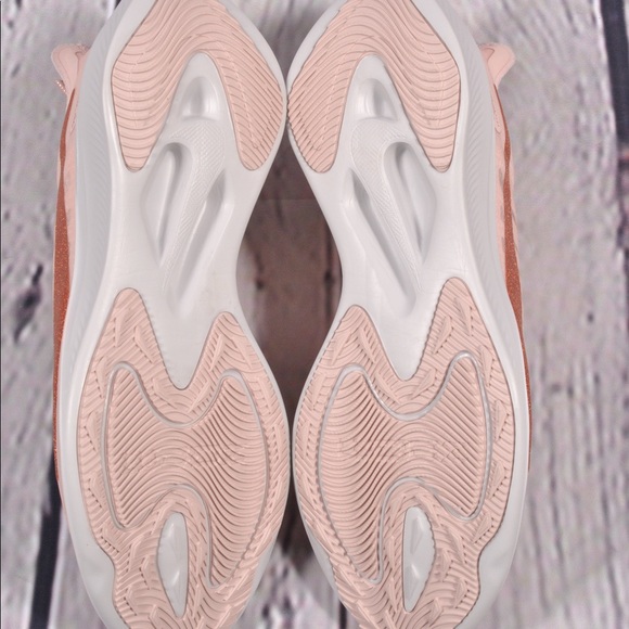 Nike Zoom Gravity Running Tennis Shoes Sz 9 - Picture 4 of 8